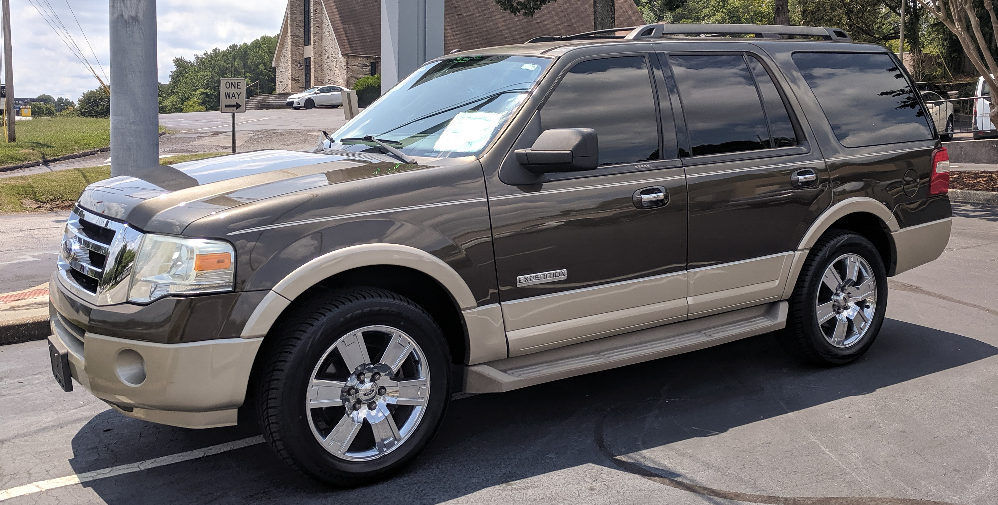 Ford Expedition for sale.